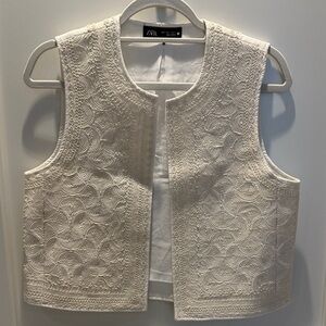 Zara vest